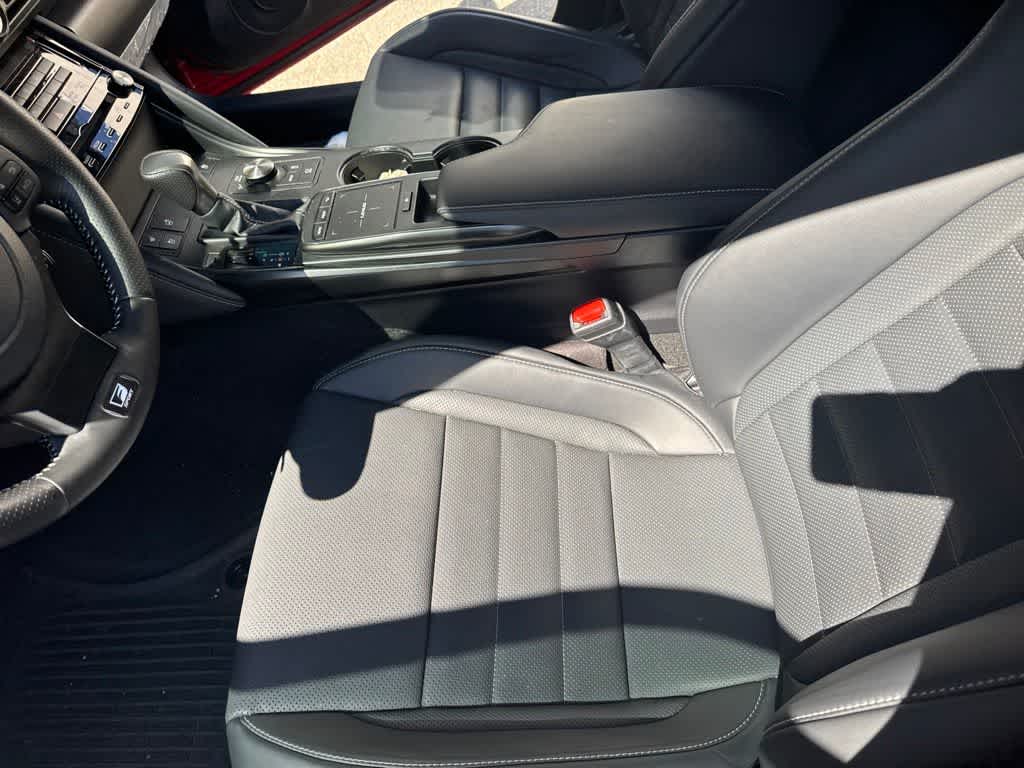 2025 Lexus IS 350 F SPORT