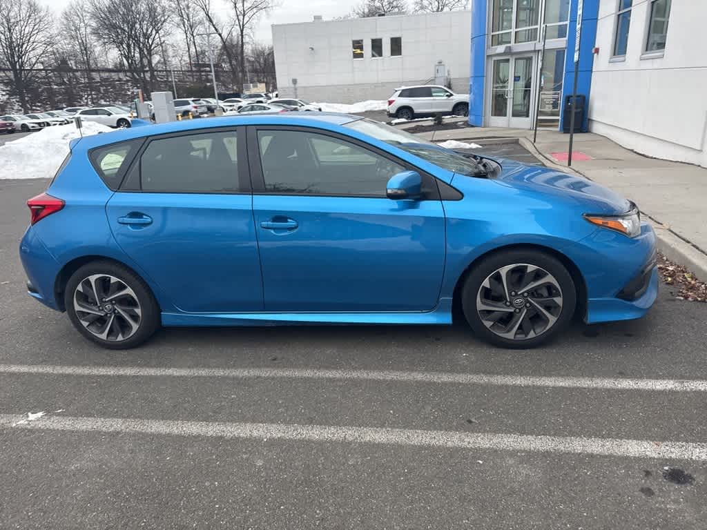 2017 Toyota Corolla iM CVT (Natl)