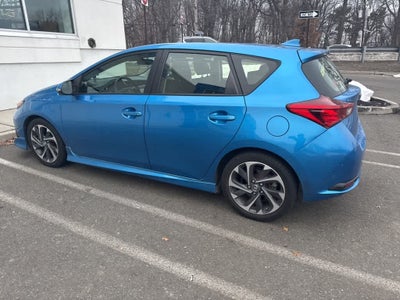 2017 Toyota Corolla iM CVT (Natl)