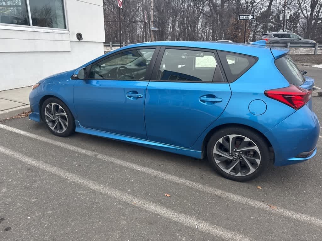 2017 Toyota Corolla iM CVT (Natl)