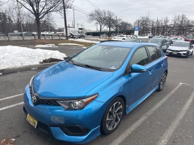 2017 Toyota Corolla iM CVT (Natl)