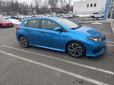 2017 Toyota Corolla iM CVT (Natl)