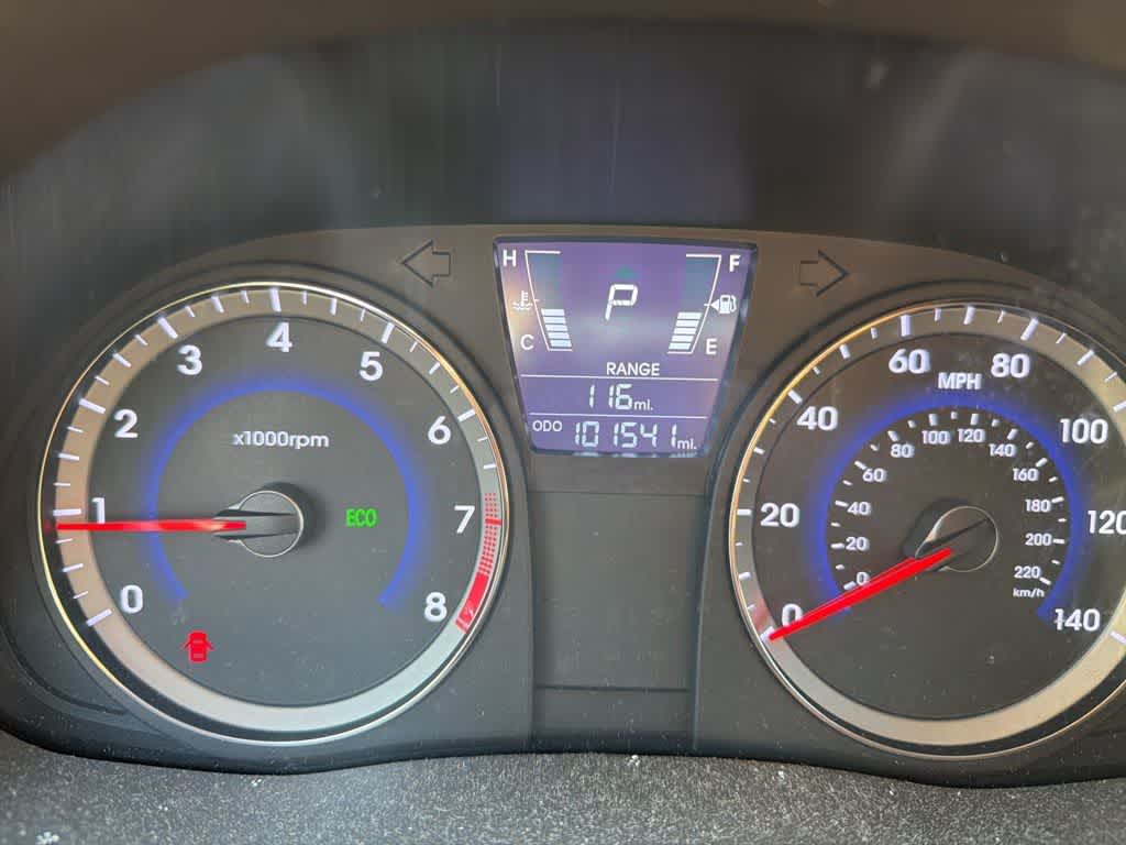 2014 Hyundai Accent 5-Door SE