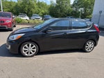 2014 Hyundai Accent 5-Door SE