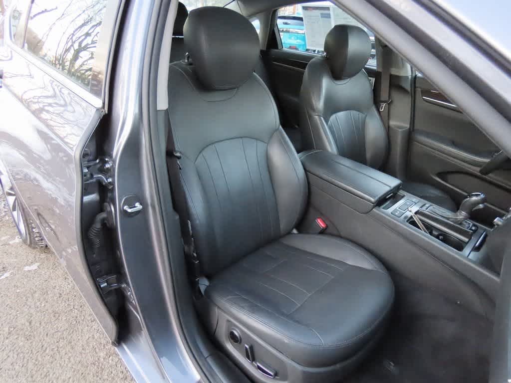 2015 Hyundai Genesis 3.8L