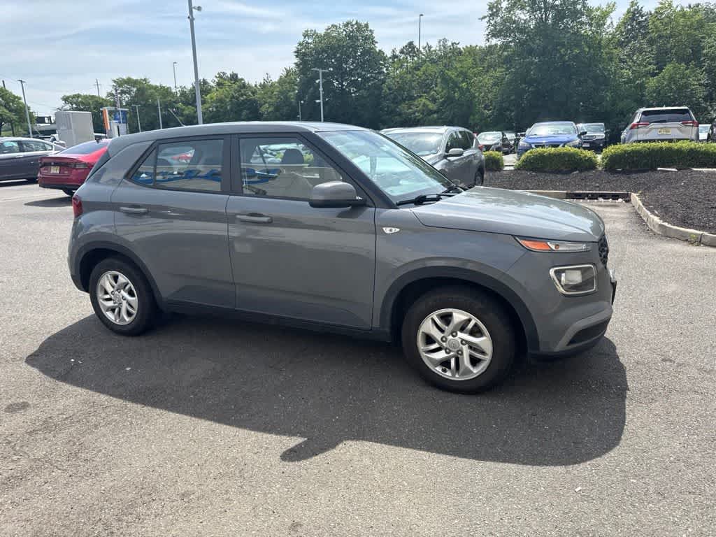 2023 Hyundai Venue SE