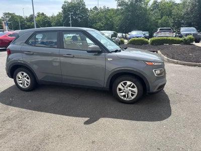 2023 Hyundai Venue SE