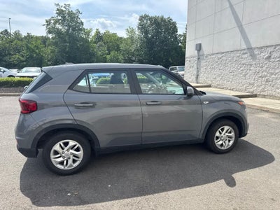 2023 Hyundai Venue SE