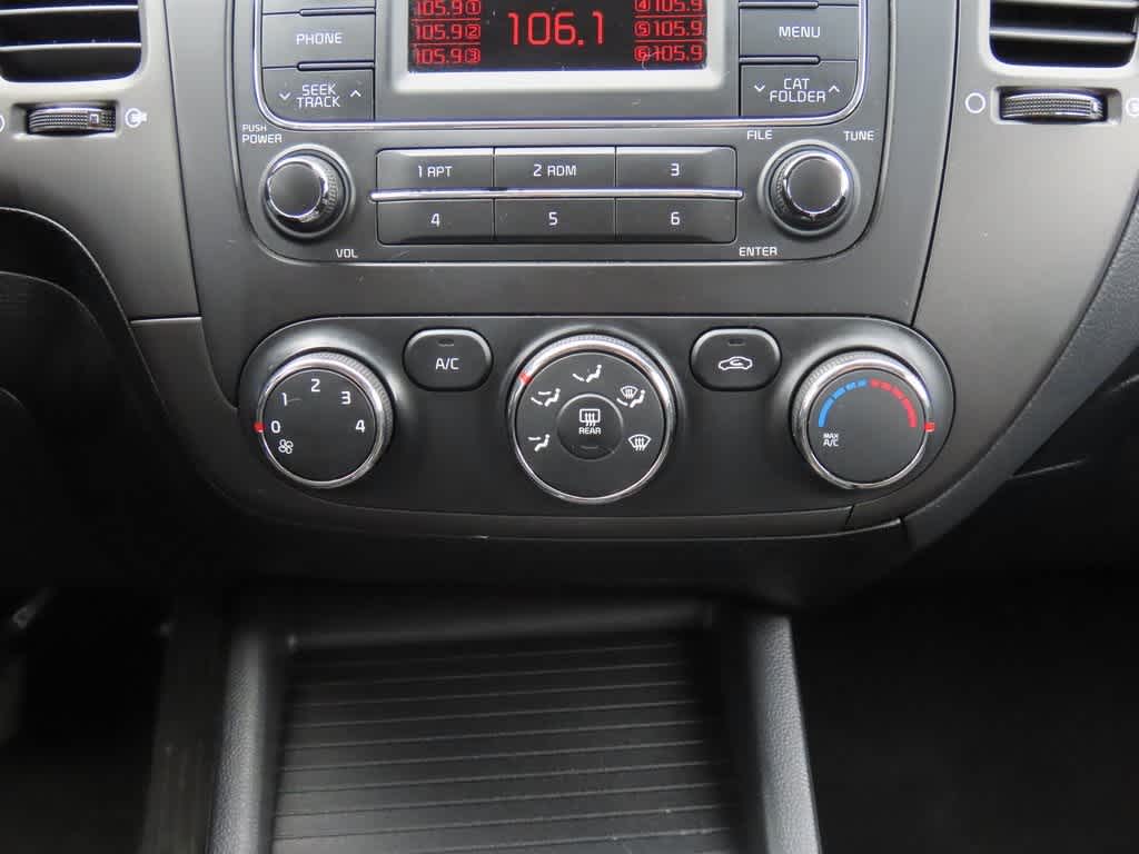 2016 Kia Forte 5-Door LX