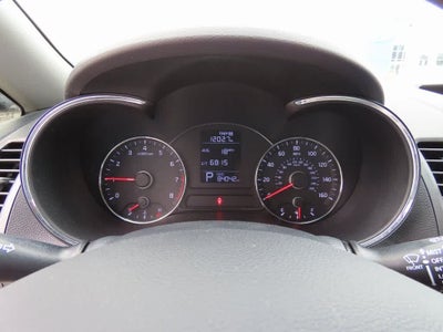 2016 Kia Forte 5-Door LX