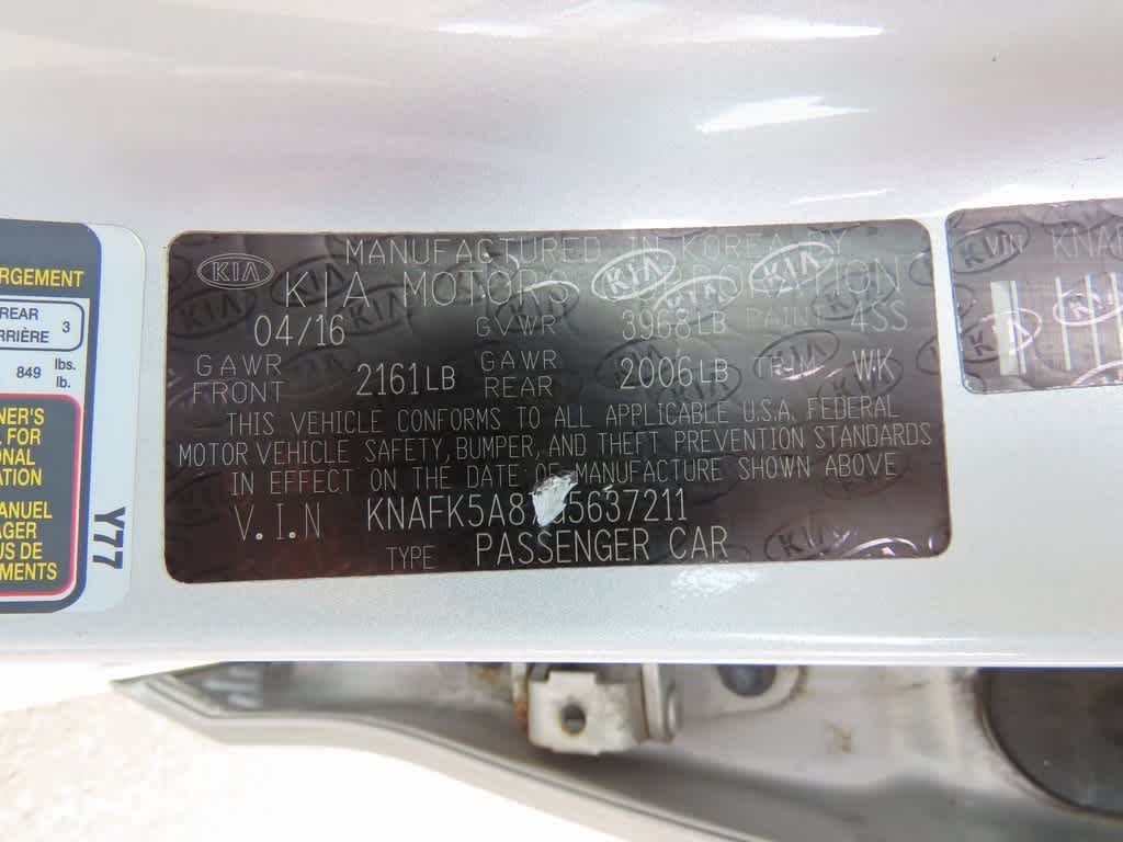 2016 Kia Forte 5-Door LX