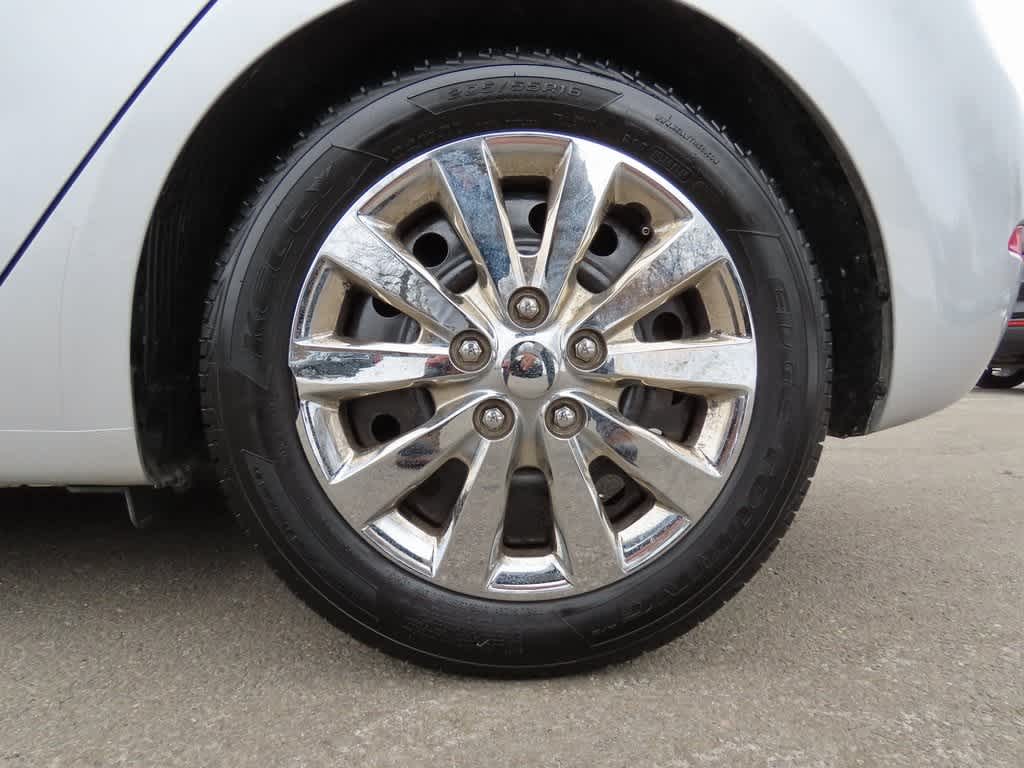 2016 Kia Forte 5-Door LX