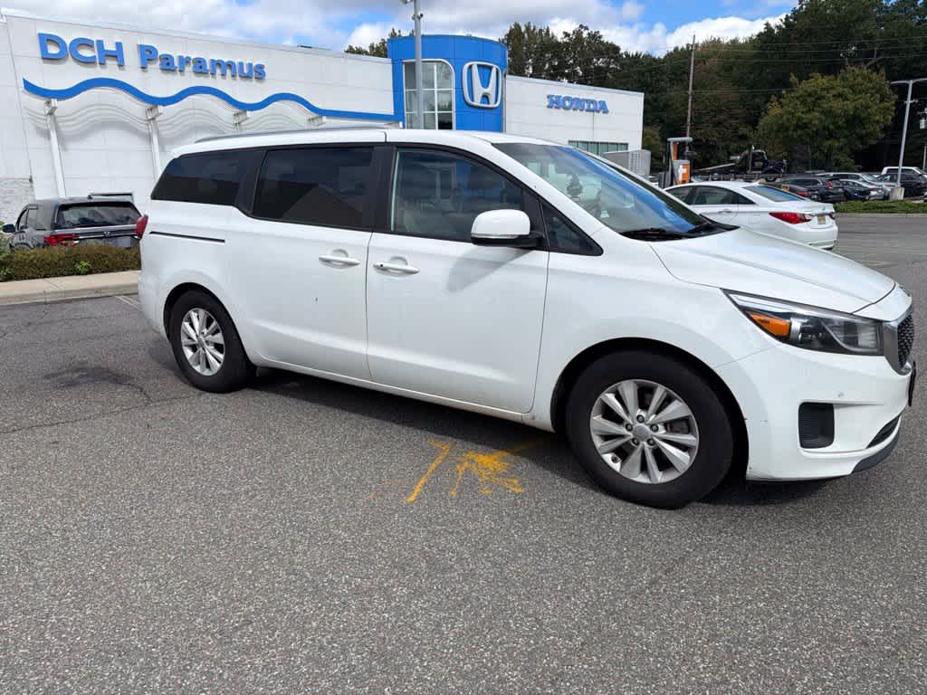 2017 Kia Sedona LX