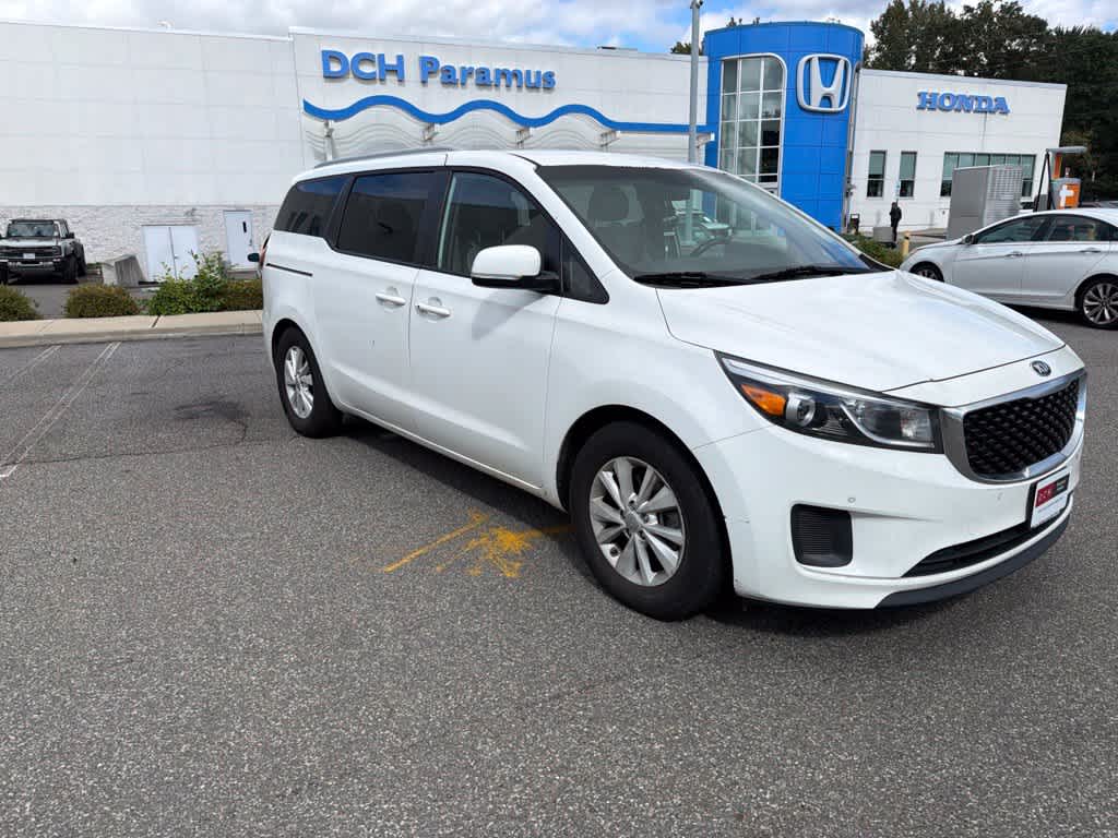 2017 Kia Sedona LX