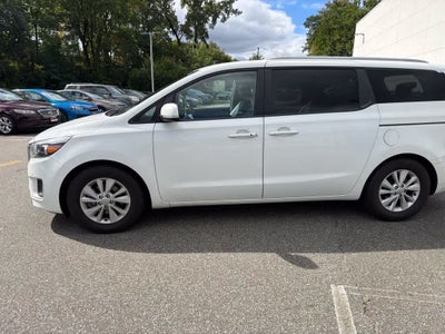 2017 Kia Sedona LX