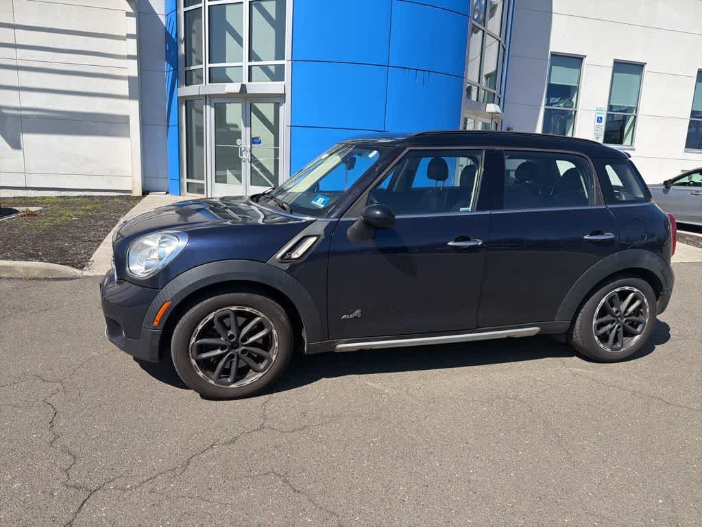 Used 2016 MINI Countryman Countryman S with VIN WMWZC5C57GWU01570 for sale in Paramus, NJ