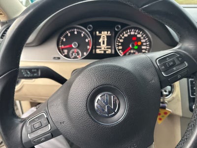 2010 Volkswagen Passat Komfort